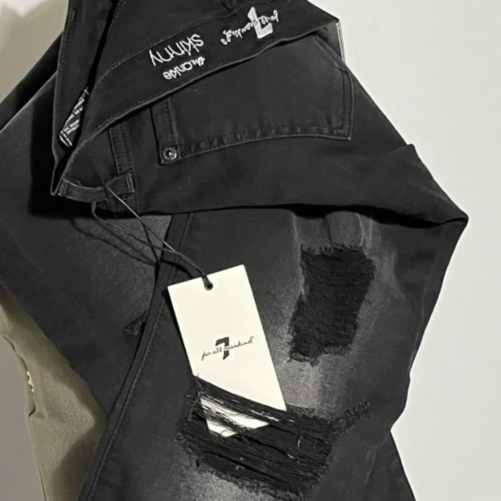7 FOR ALL MANKIND Black Distressed Ankle Skinny Jeans Size 31 NWT - Picture 6 of 15